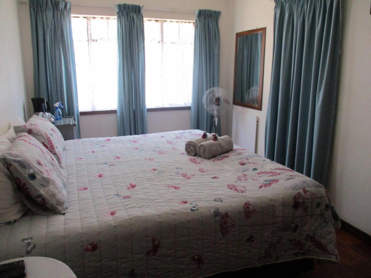 White Rose Guest House Vanderbijlpark Exteriér fotografie
